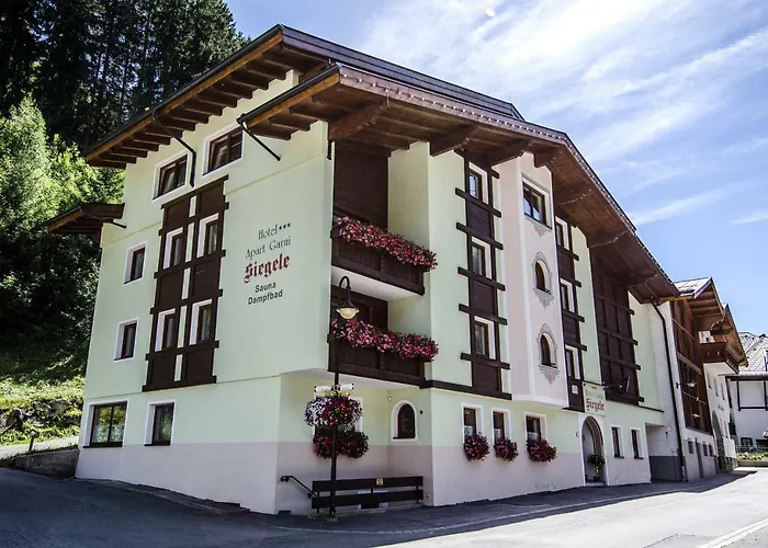 Hotel Garni Siegele - Inklusive Silvretta-Card Premium