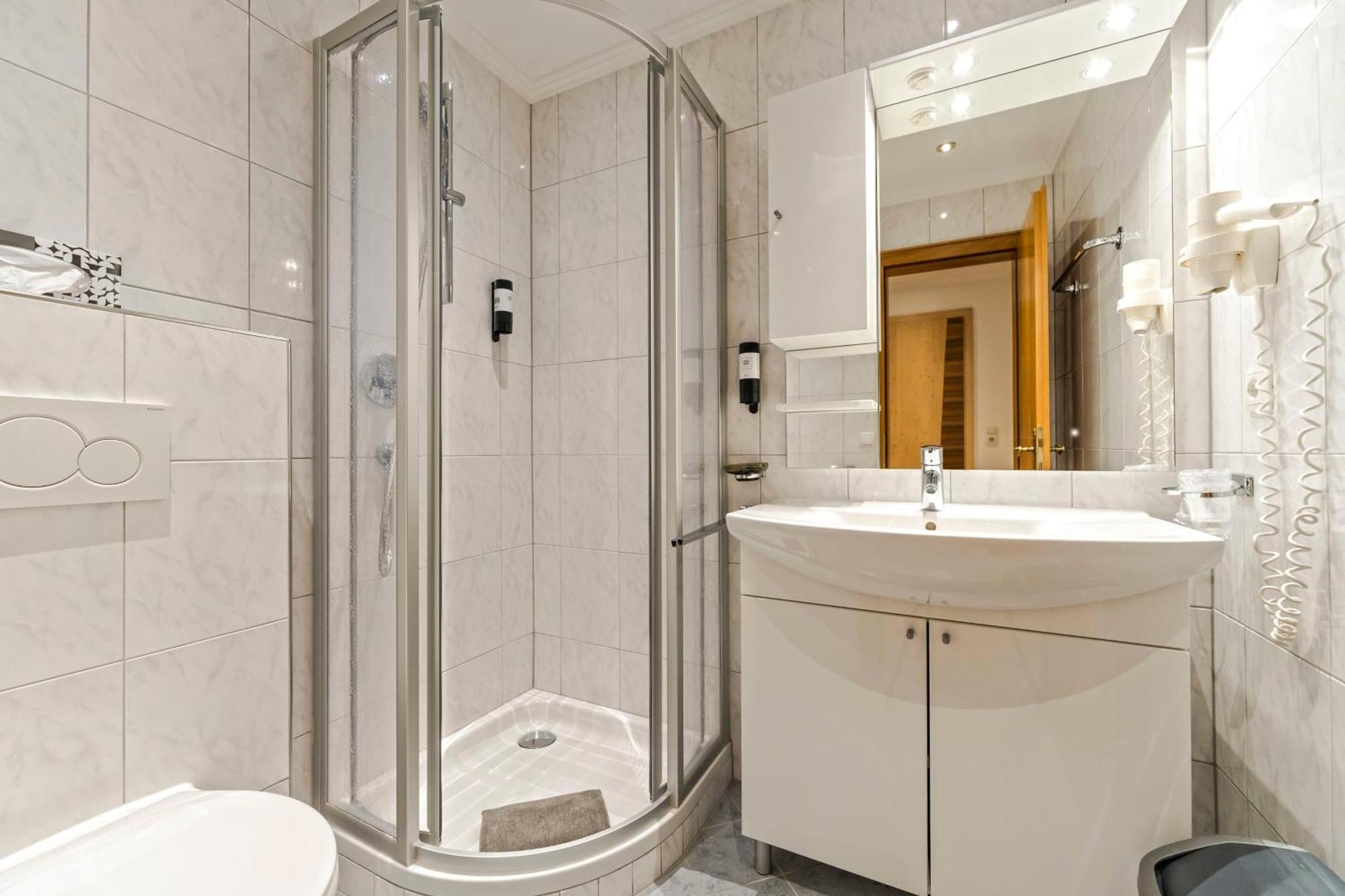 Bed & Breakfast Garni Siegele - Inklusive Silvretta-card Premium Ischgl